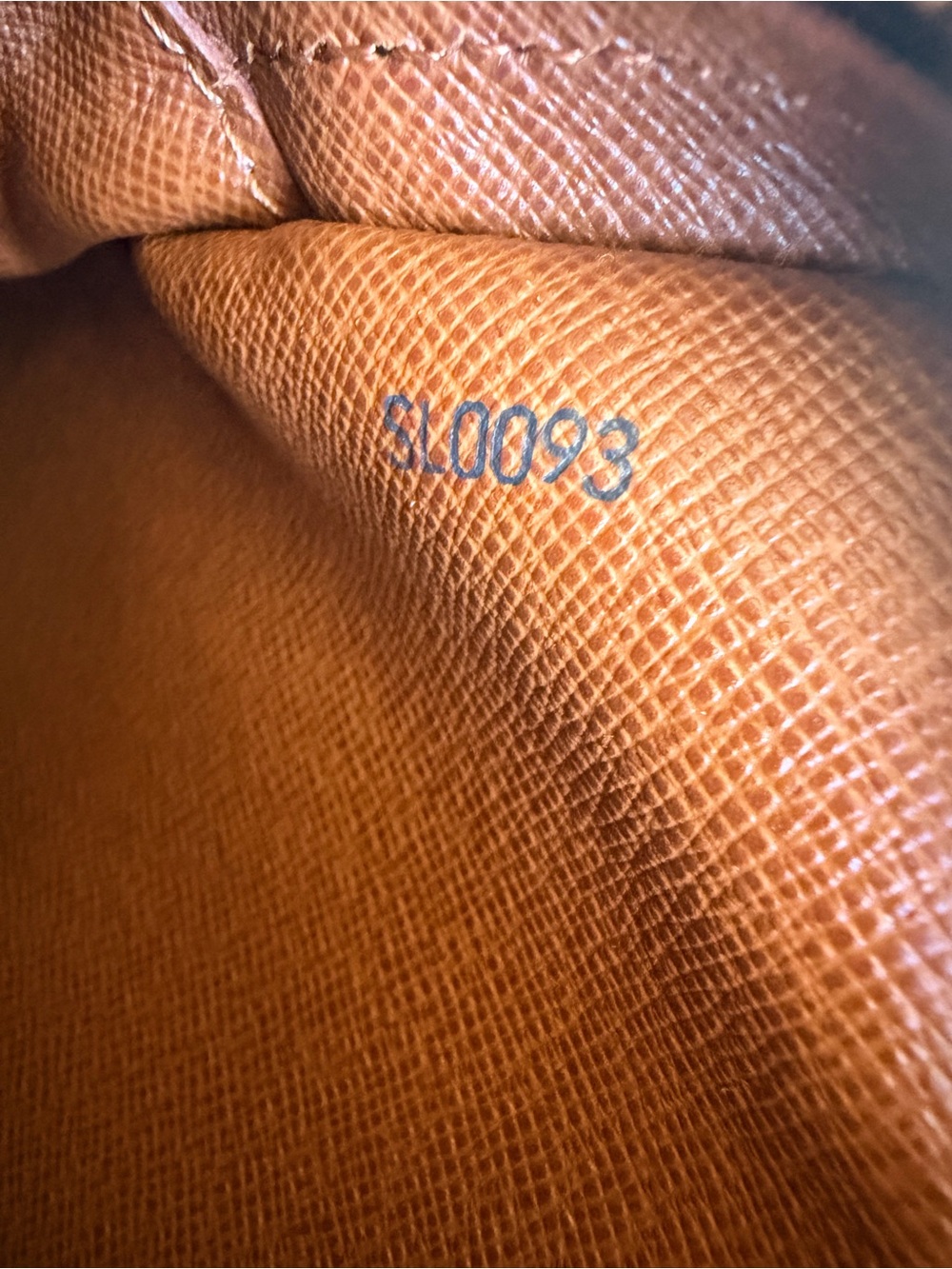 Louis Vuitton Amazon Monogram Bag💝💝💝 - Picture 9 of 9